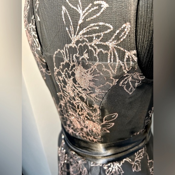 Laura Cocktail Dress Black with Rose Gold Glitter Size 10 - Picture 7 of 9